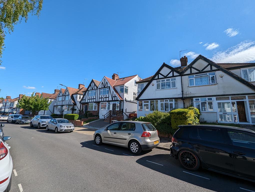 THREE BEDROOM SEMI-DETACHED HOUSE FOR SALE ELMSTEAD AVENUE WEMBLEY PARK HA9 Image 4