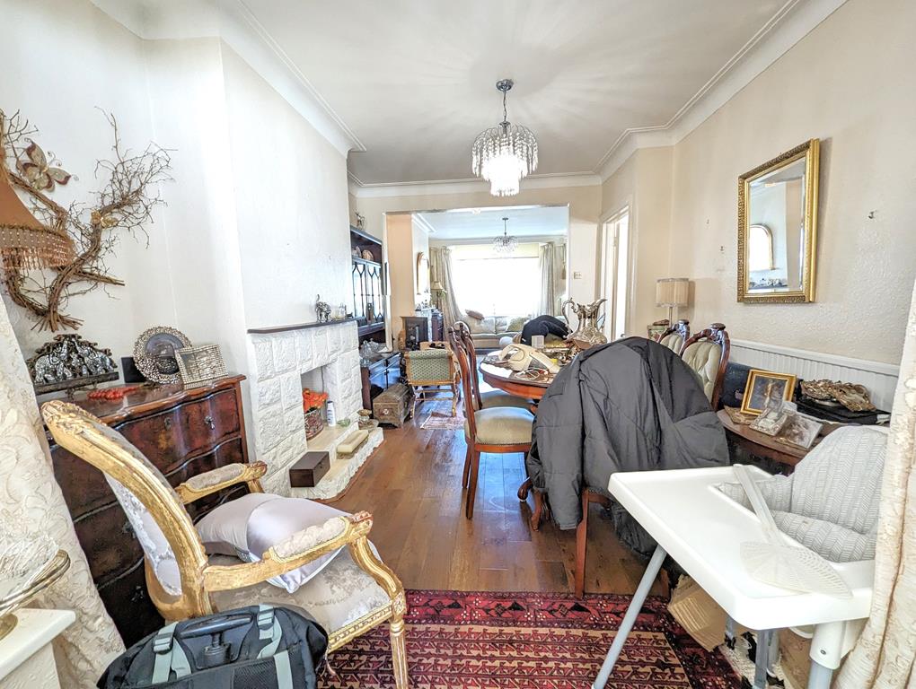 THREE BEDROOM SEMI-DETACHED HOUSE FOR SALE ELMSTEAD AVENUE WEMBLEY PARK HA9 Image 8