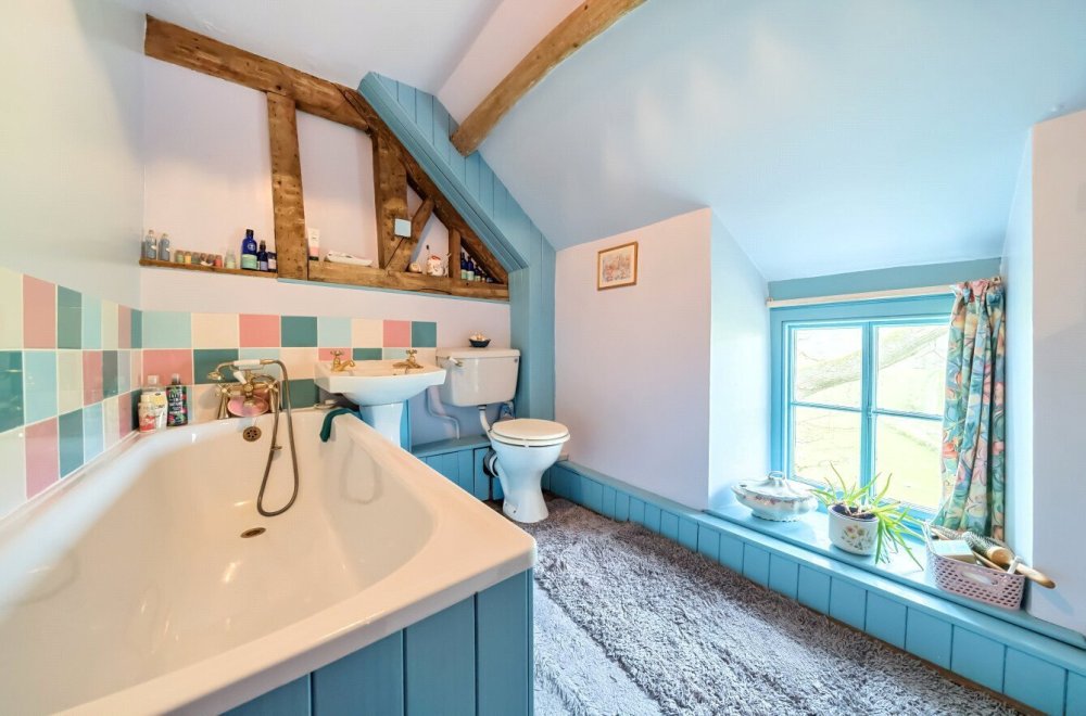 4 bedroom property for sale in Llanfaredd, Builth Wells, Powys, LD2