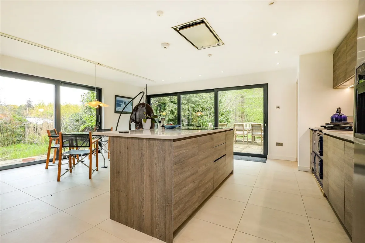 Primrose Lane, Liss, GU33