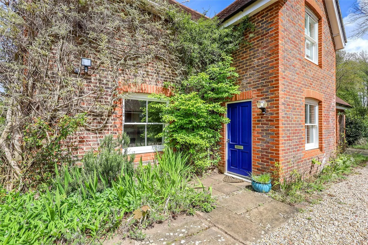 Primrose Lane, Liss, GU33