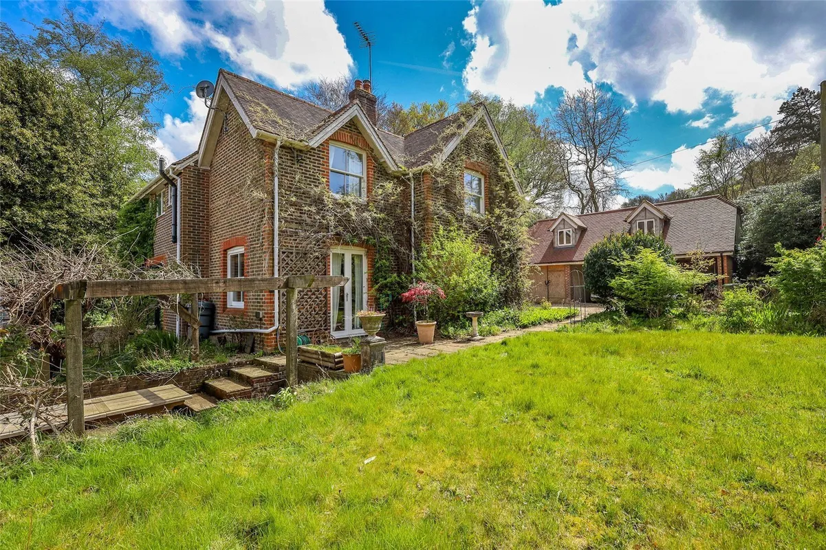 Primrose Lane, Liss, GU33