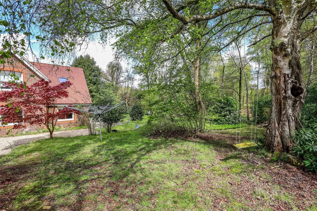 Primrose Lane, Liss, GU33