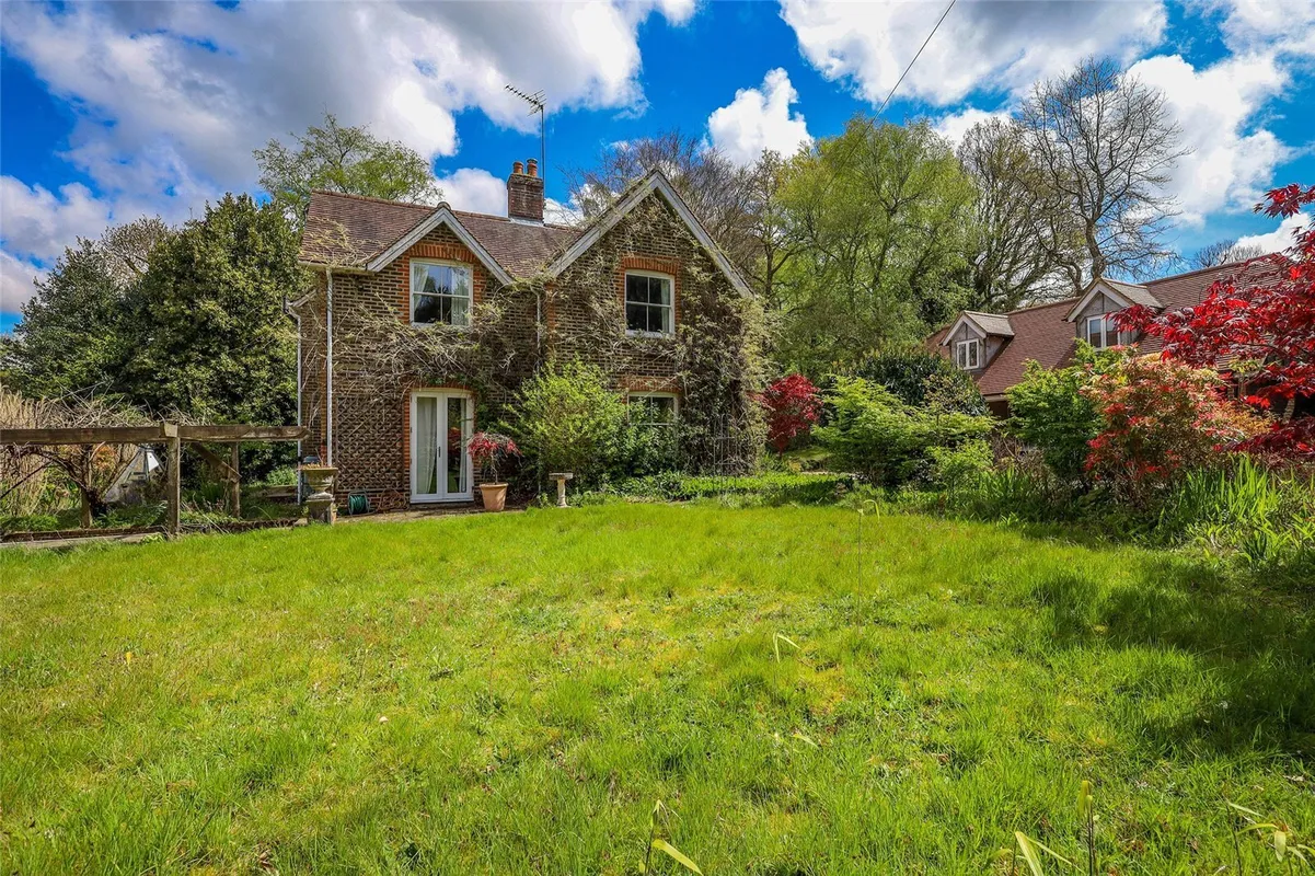 Primrose Lane, Liss, GU33