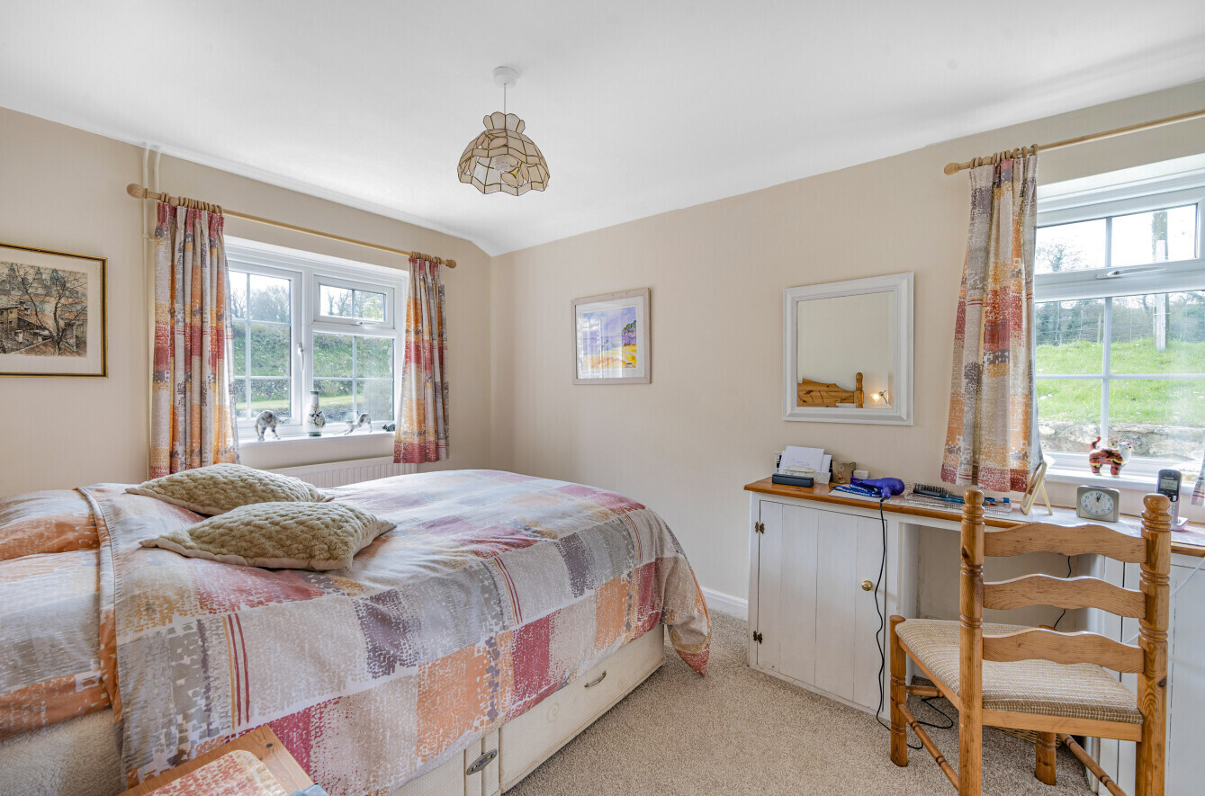 3 bedroom property for sale in Farway, Colyton, Devon, EX24 Guide