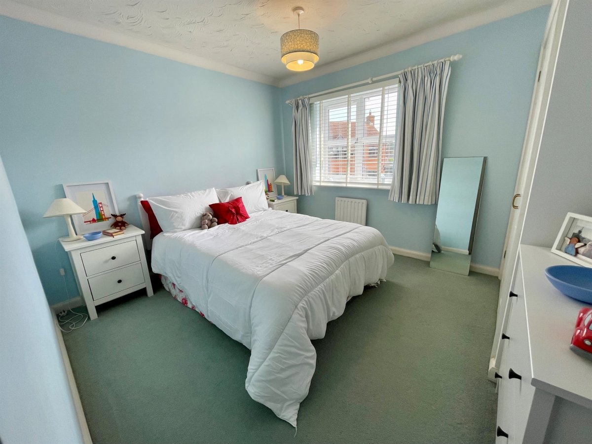 3 bedroom property for sale in Truesdale Gardens, Langtoft