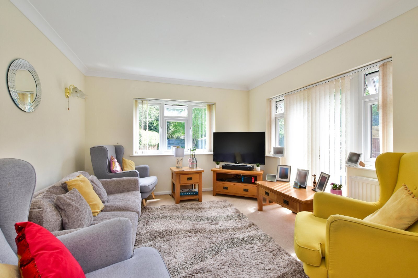 4 bedroom property for sale in Greenways, Abbots Langley, Herts, WD5