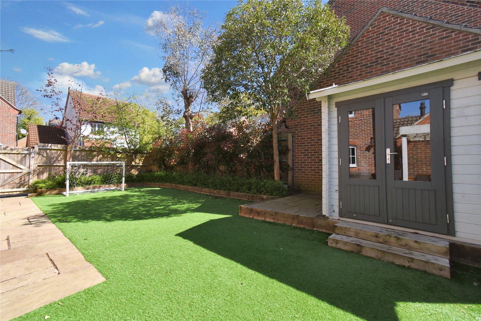 4 bedroom property for sale in Simmons Field, Thatcham, Berkshire, RG18