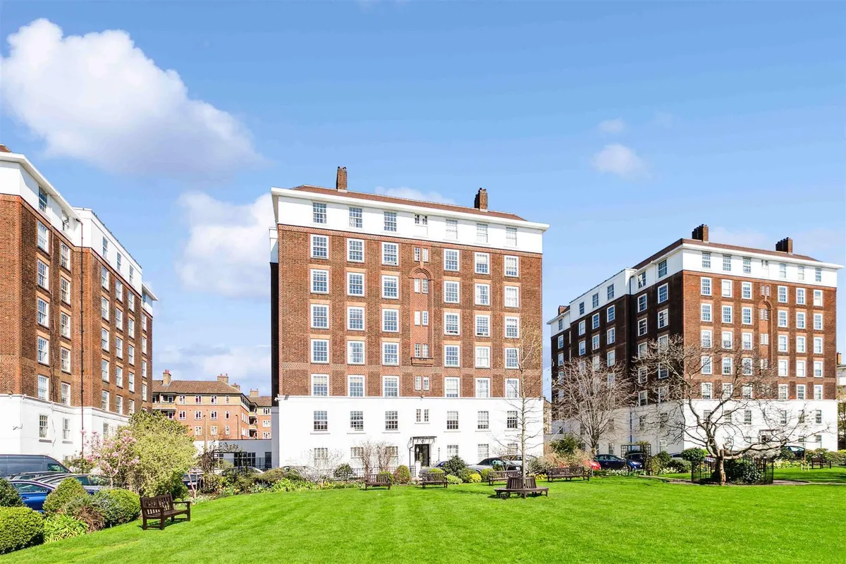 North End House, Fitzjames Avenue, London, W14
