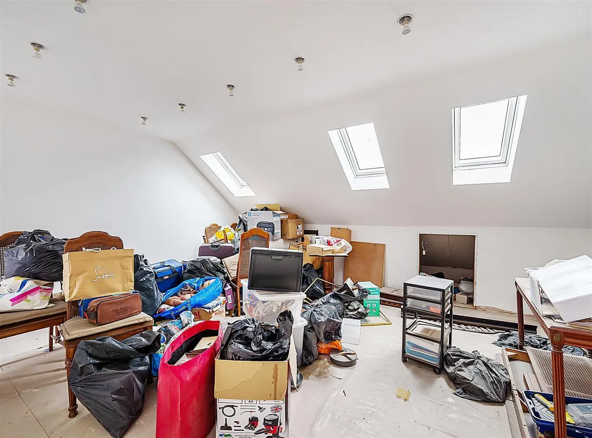 Springwell Avenue, London, NW10