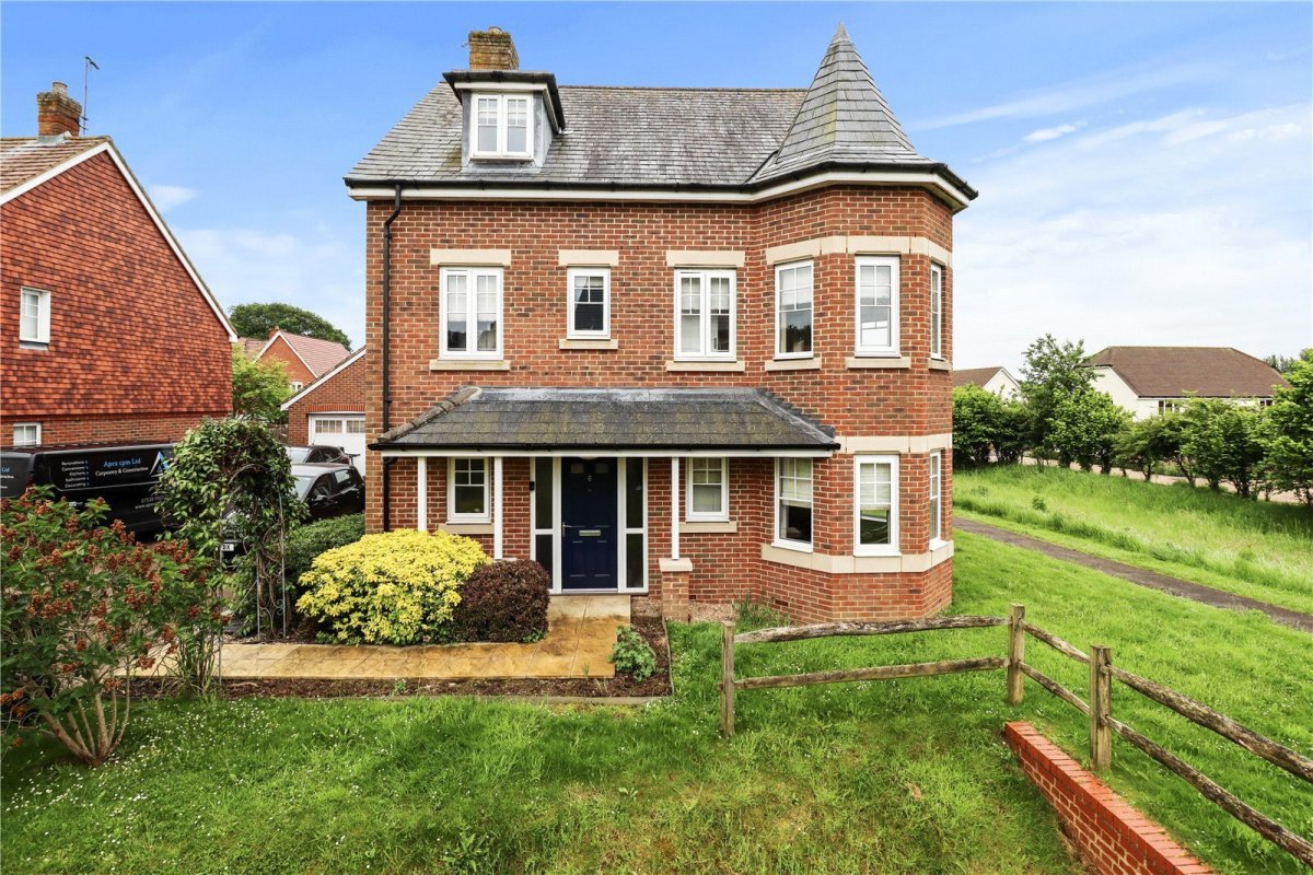 4 bedroom property for sale in Bellows Close, Maresfield, Uckfield