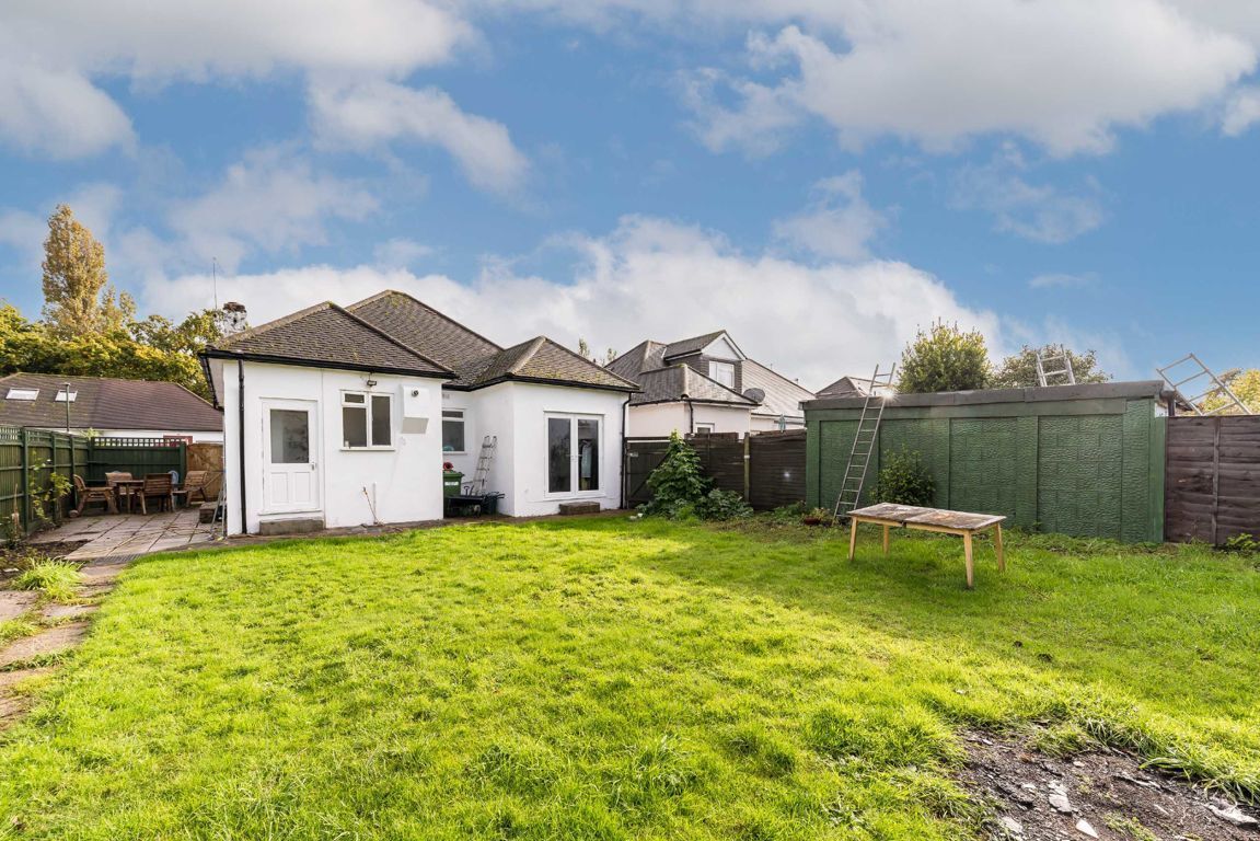 Snellers 3 bedroom property to let in Rosecroft Gardens, Twickenham