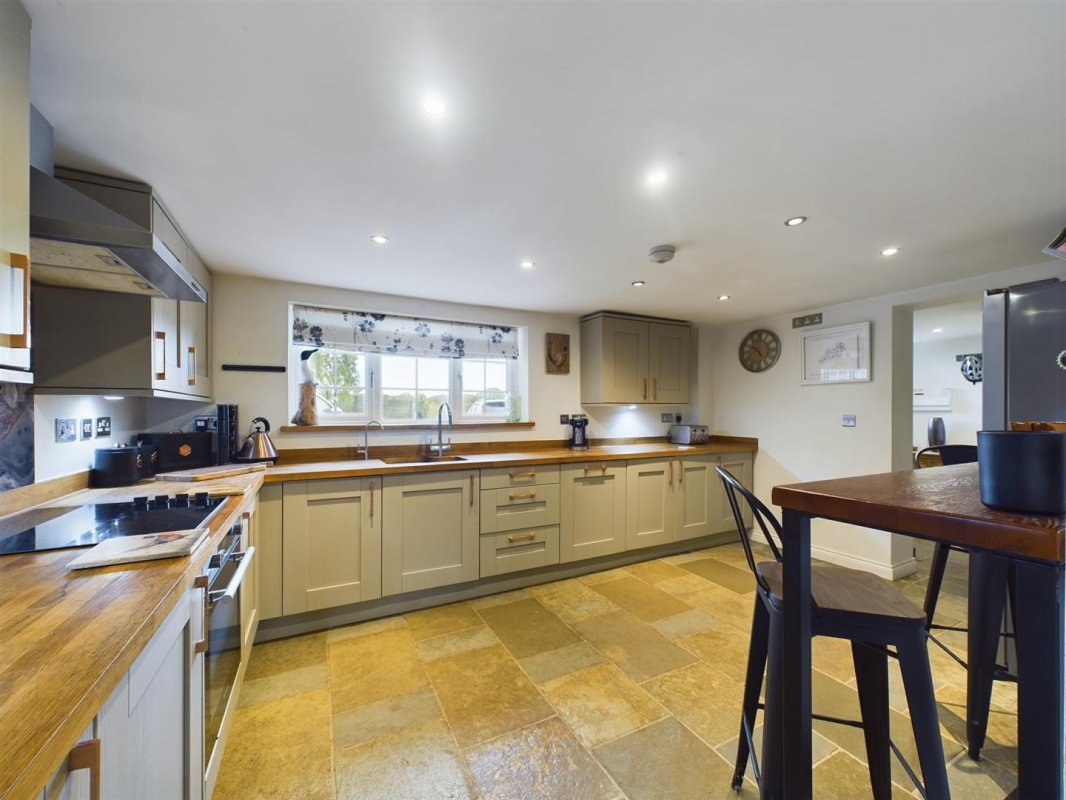 4 bedroom property for sale in Church Lane, Stanfield £475,000