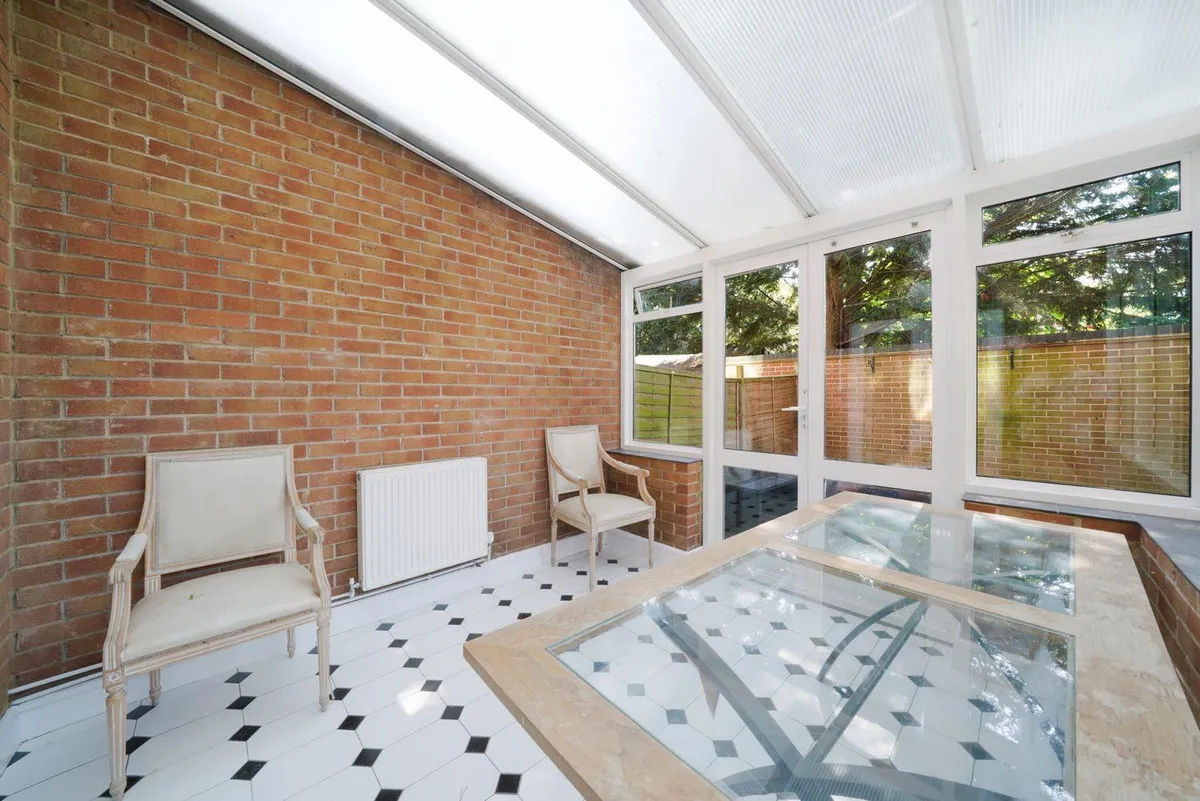 Honeyman Close, Brondesbury Park, NW6
