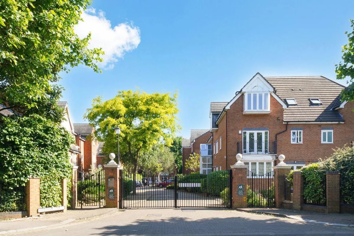 Honeyman Close, Brondesbury Park, NW6