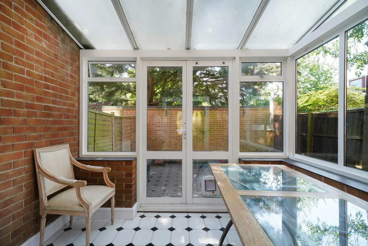 Honeyman Close, Brondesbury Park, NW6