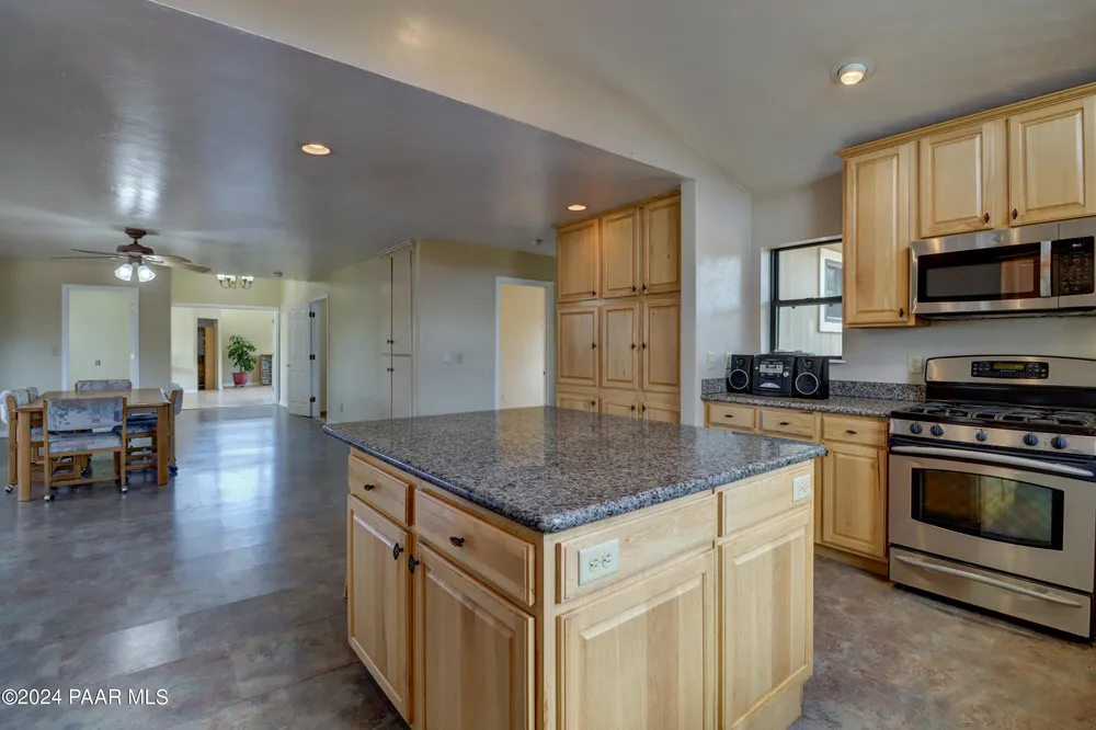2120 W Single Tree St, Prescott, AZ 86305