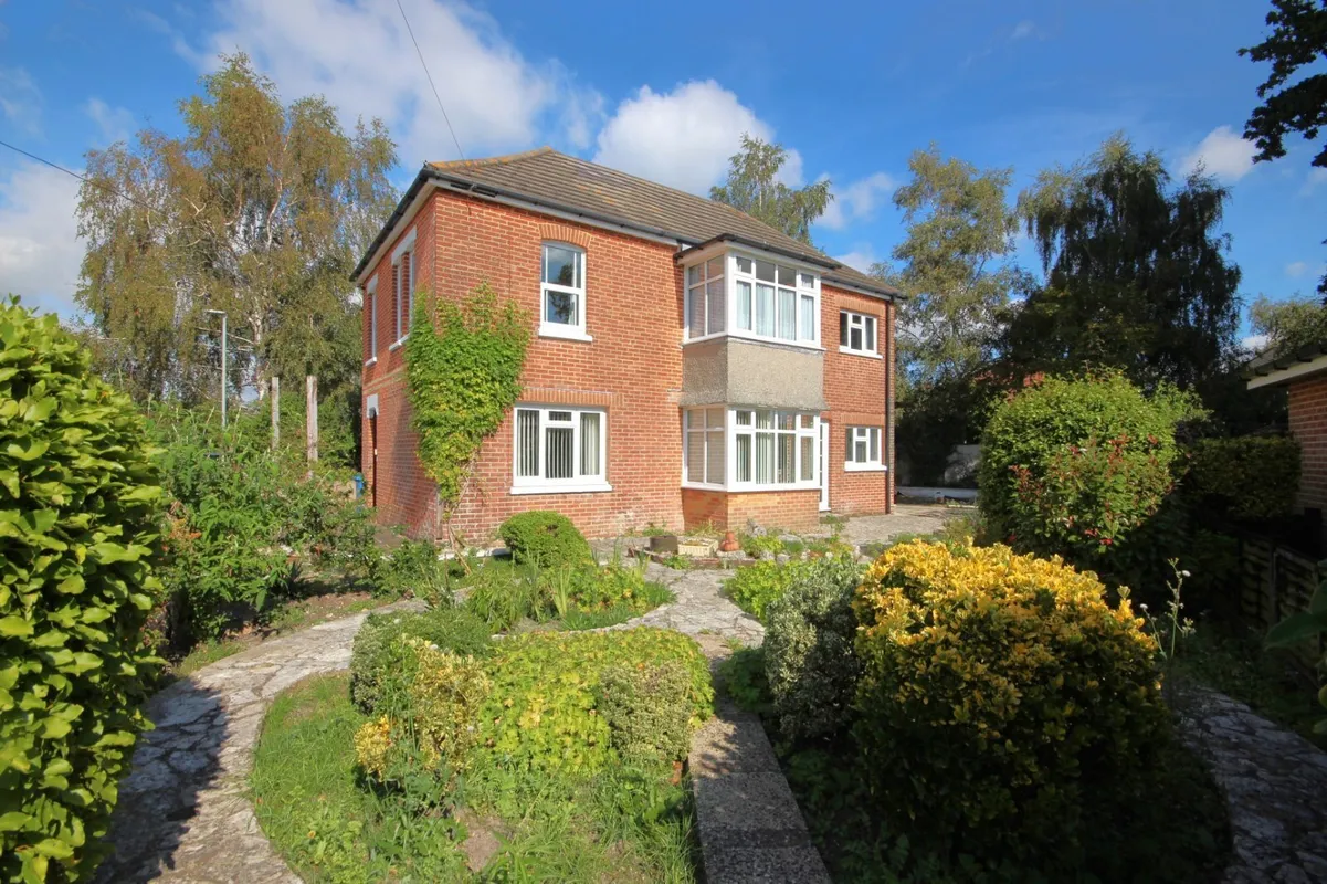 4 bedroom property for sale in Northbrook Road, Broadstone, Dorset ...