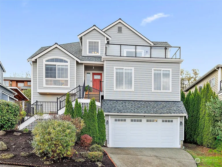 8115 5th Ave SW, Seattle, WA 98106