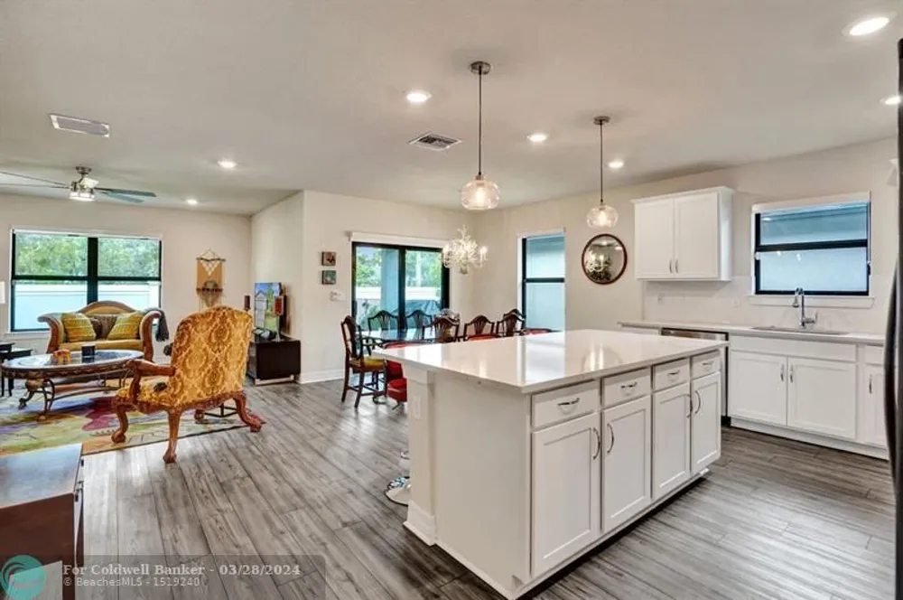 3000 Shortleaf Ave, Lauderdale Lakes, FL 33311