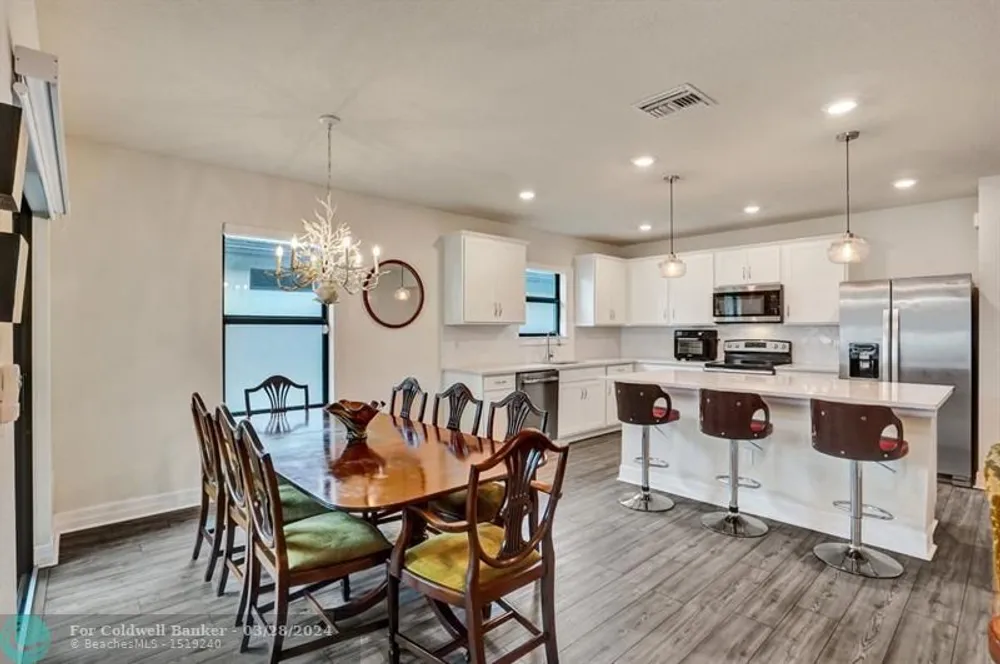 3000 Shortleaf Ave, Lauderdale Lakes, FL 33311