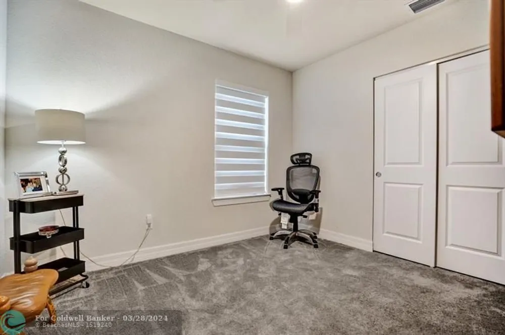3000 Shortleaf Ave, Lauderdale Lakes, FL 33311