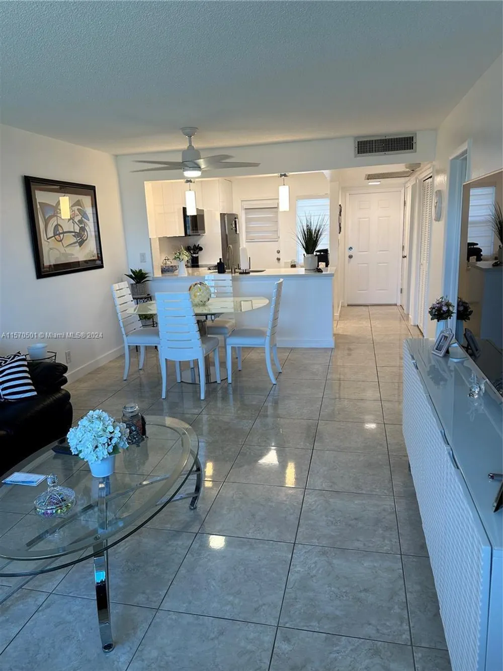 2223 Park Ln, Hollywood, FL 33021