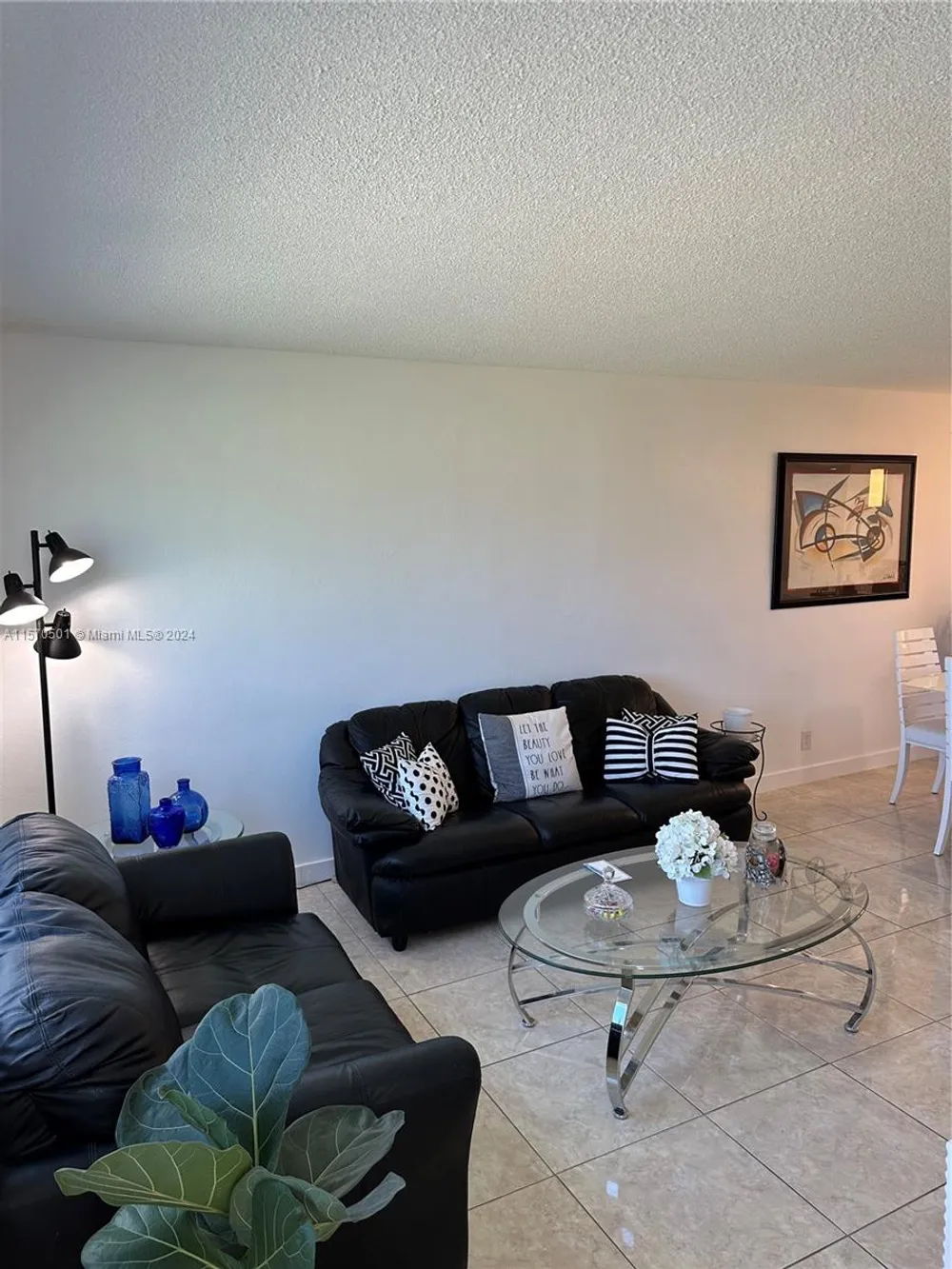 2223 Park Ln, Hollywood, FL 33021