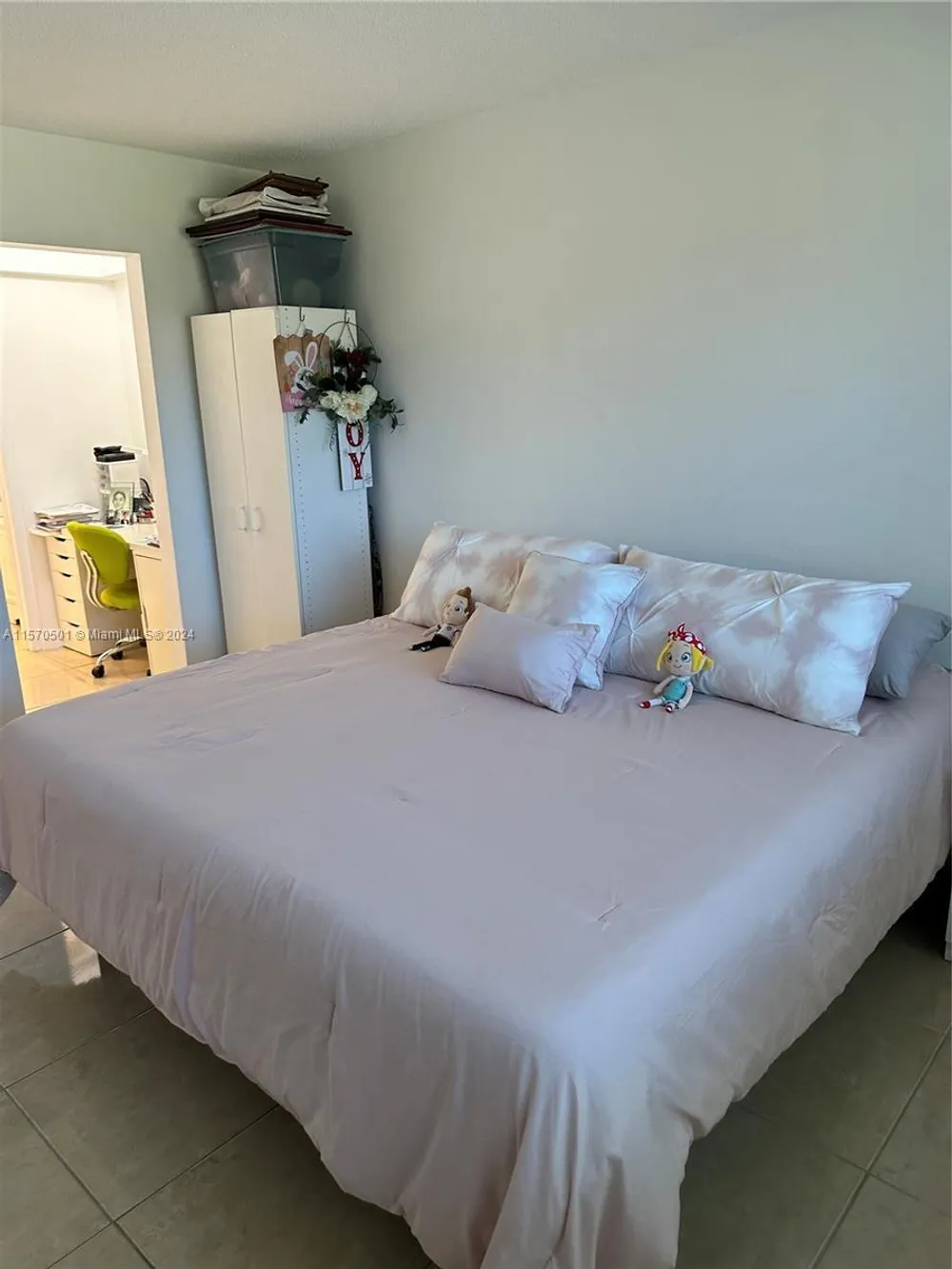 2223 Park Ln, Hollywood, FL 33021