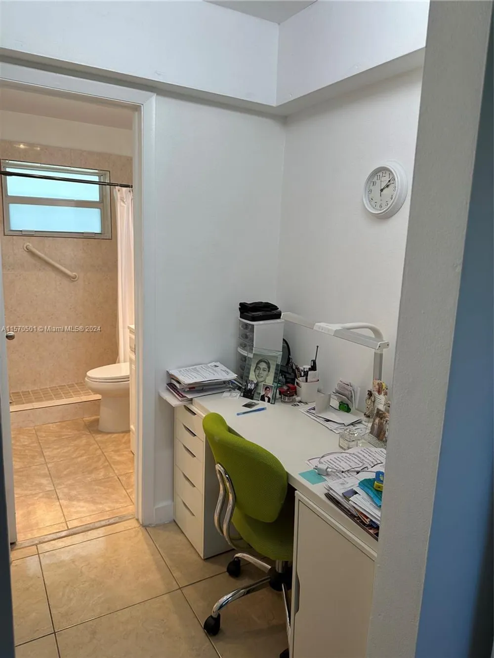 2223 Park Ln, Hollywood, FL 33021