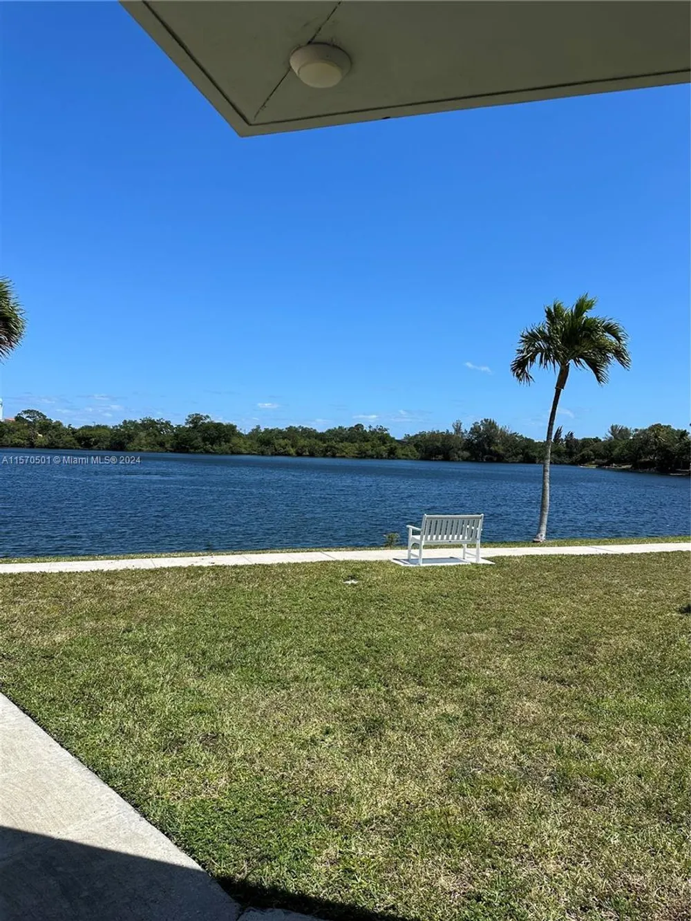 2223 Park Ln, Hollywood, FL 33021