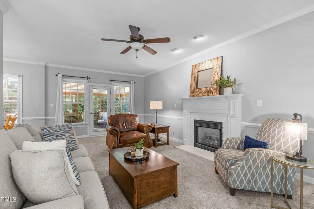5208 Sunset Walk Ln, Holly Springs, NC 27540