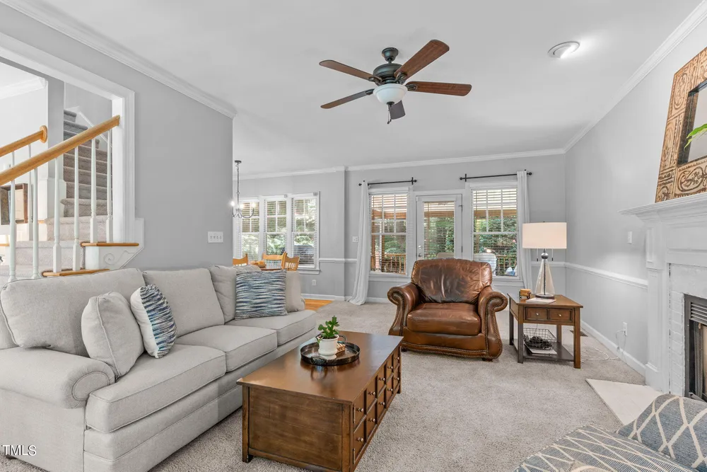 5208 Sunset Walk Ln, Holly Springs, NC 27540