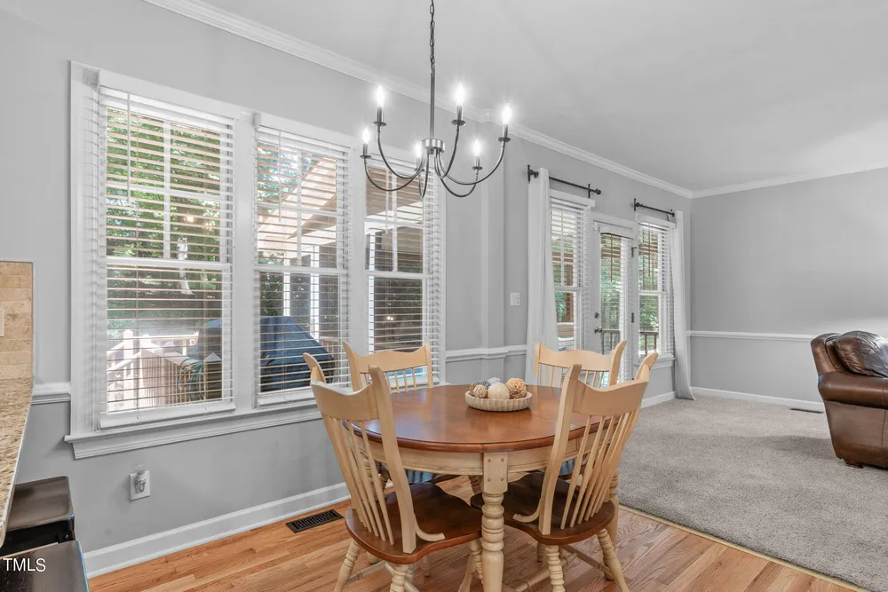 5208 Sunset Walk Ln, Holly Springs, NC 27540