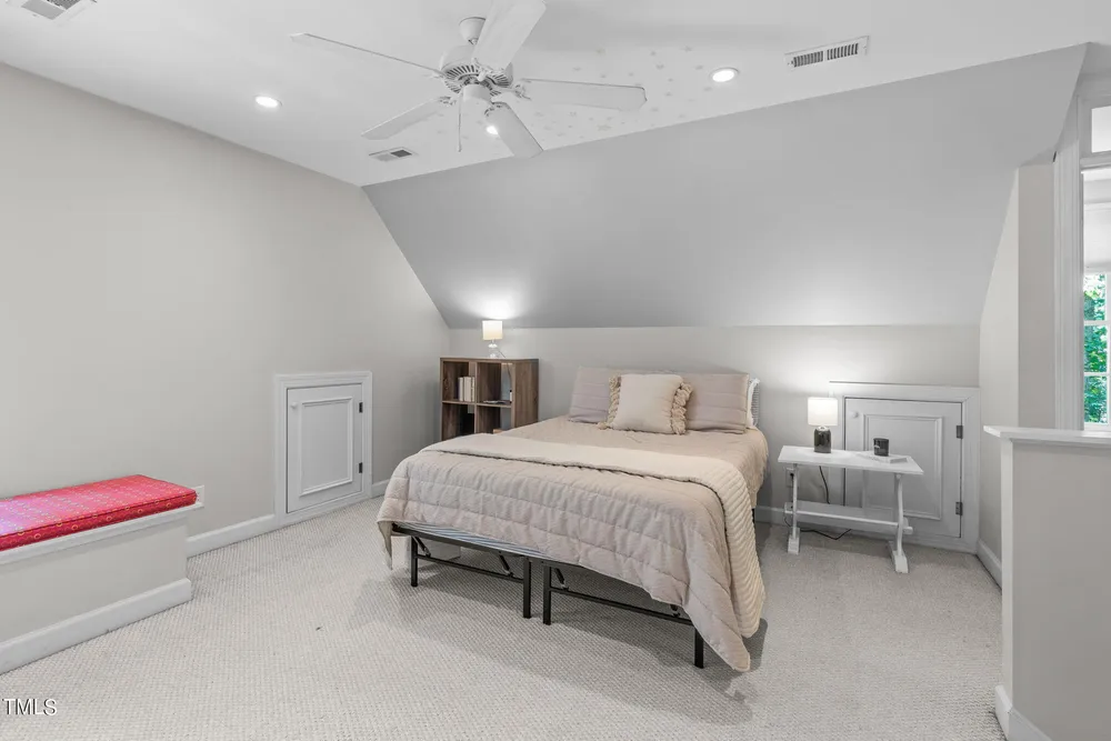 5208 Sunset Walk Ln, Holly Springs, NC 27540