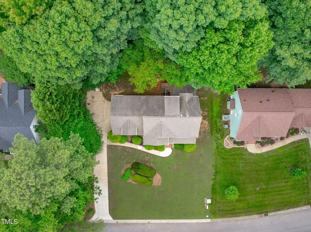 5208 Sunset Walk Ln, Holly Springs, NC 27540