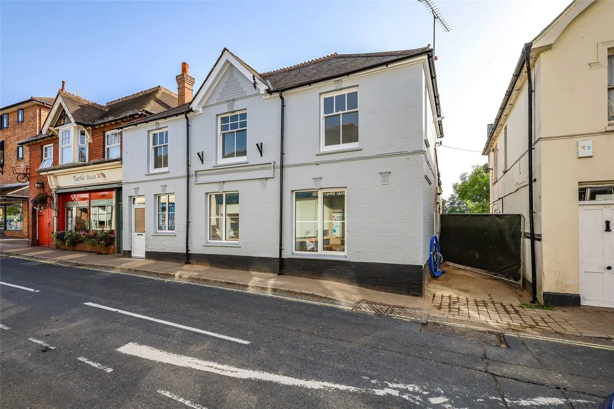 Station Road, Liss, Hampshire, GU33