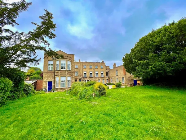 APARTMENT 12, KIRBY HALL, KIRBY BELLARS, MELTON MOWBRAY