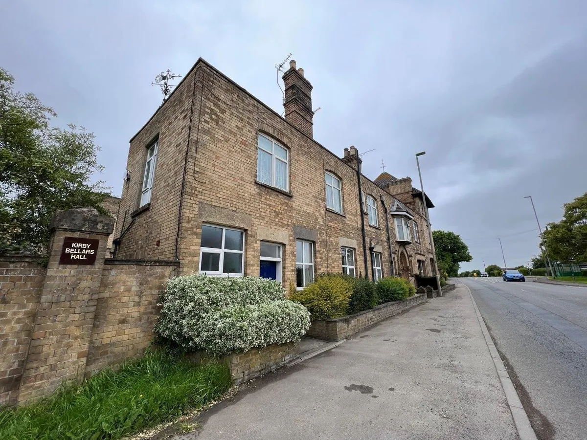 APARTMENT 12, KIRBY HALL, KIRBY BELLARS, MELTON MOWBRAY