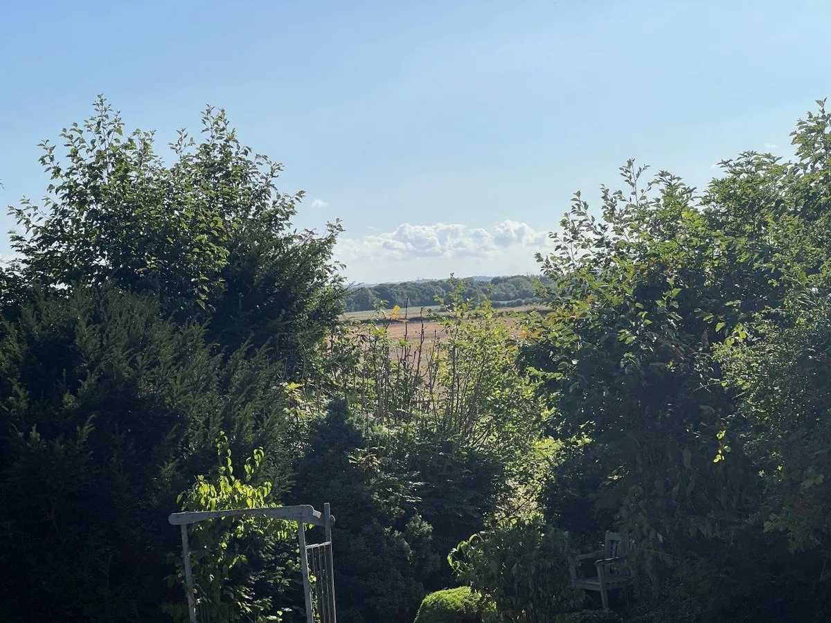 MANOR FARM COTTAGE, ELTON ON THE HILL