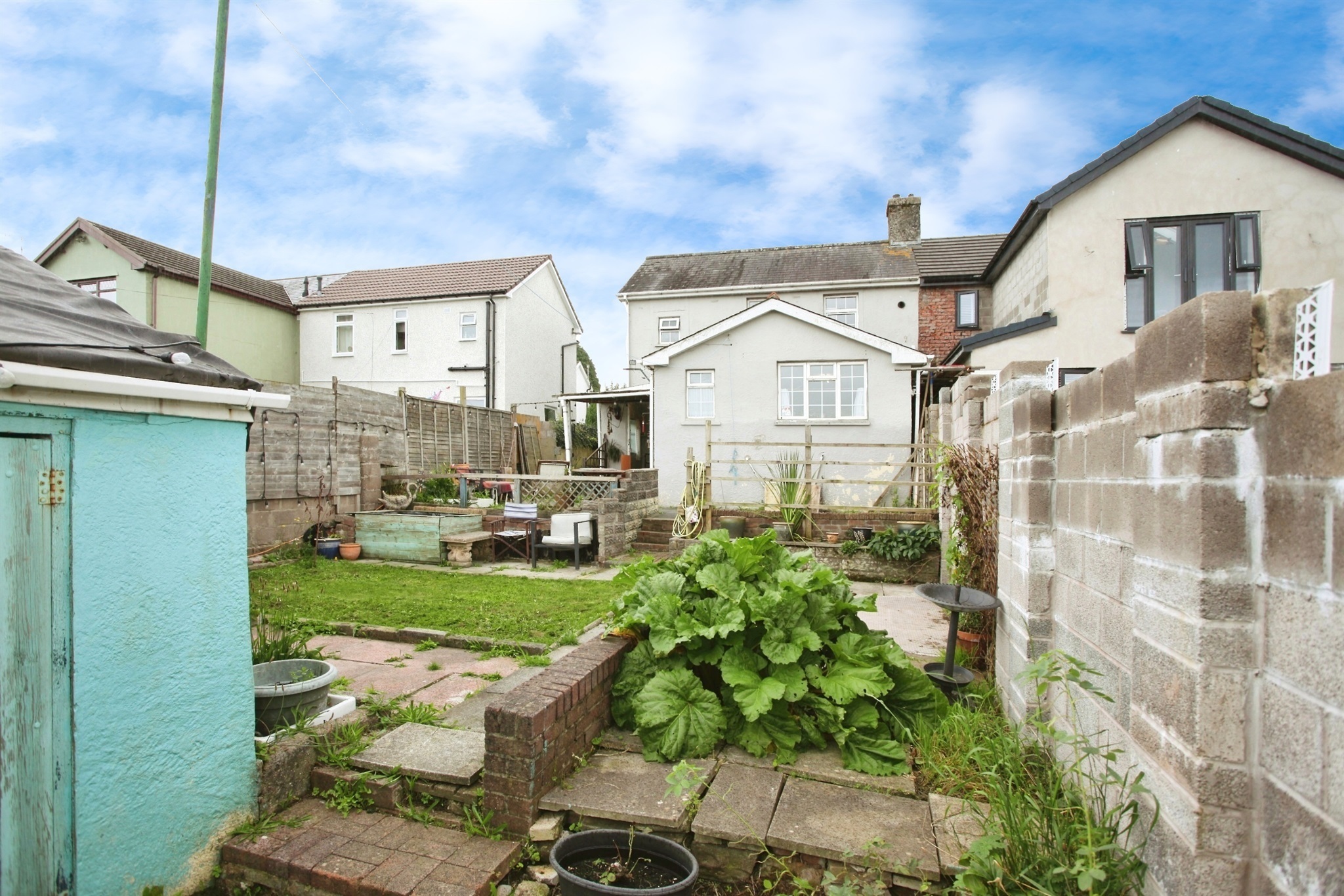3 bedroom property for sale in Heol Cynllan, Llanharan, Pontyclun £