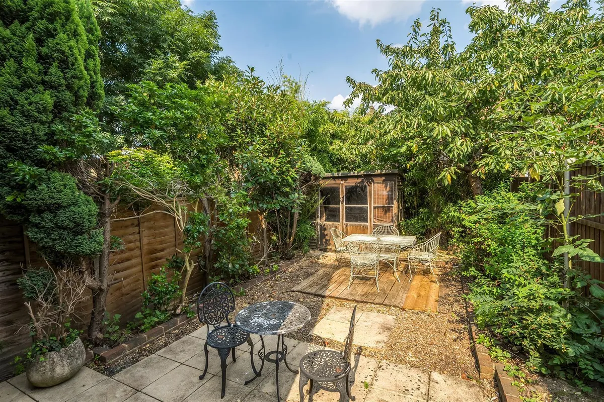 Lechmere Road, London, NW2