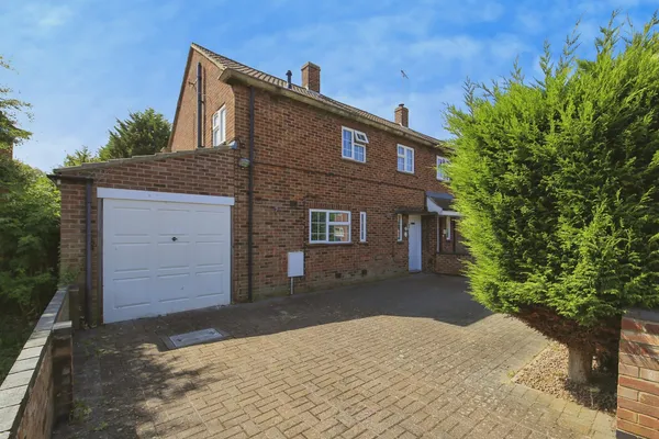 Almond Road PETERBOROUGH 3 Bedroom Semi detached House William H Brown almond-road-peterborough-3-bedroom-semi-detached-house-william-h-brown