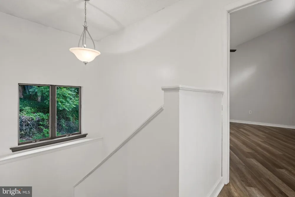 5840 Mountain Rd, Dover, PA 17315