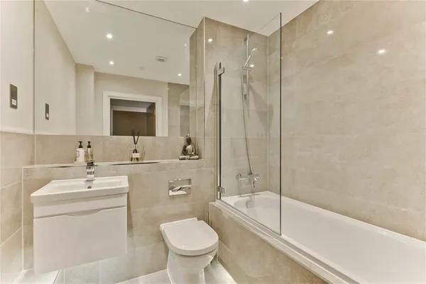Church Street, Walton-On-Thames, KT12 photo 6