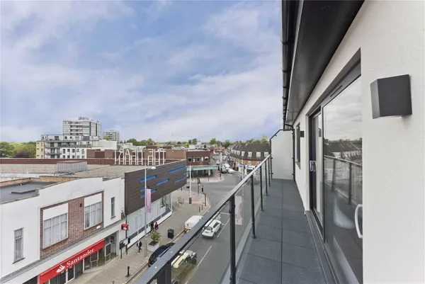Church Street, Walton-On-Thames, KT12 photo 8