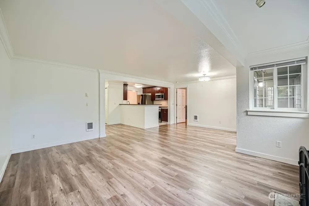 28712 18th Ave S, Federal Way, WA 98003