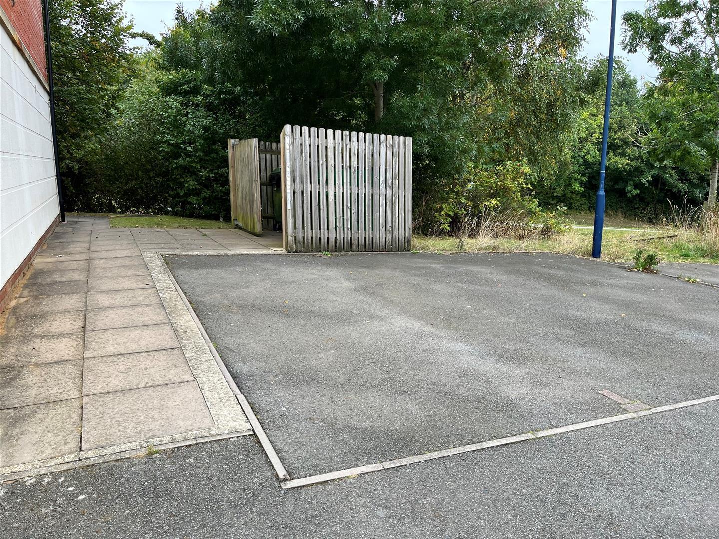 Ickworth Close, Daventry Image 7