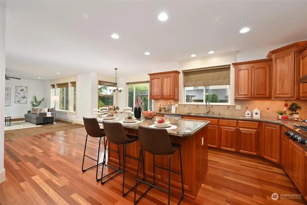 11827 SE 290th Pl, Auburn, WA 98092