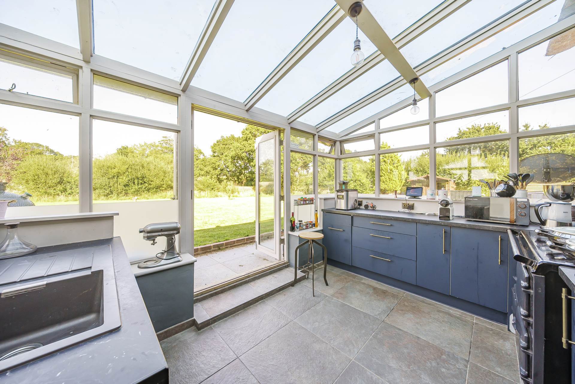 Nr Poole, Dorset Image 6
